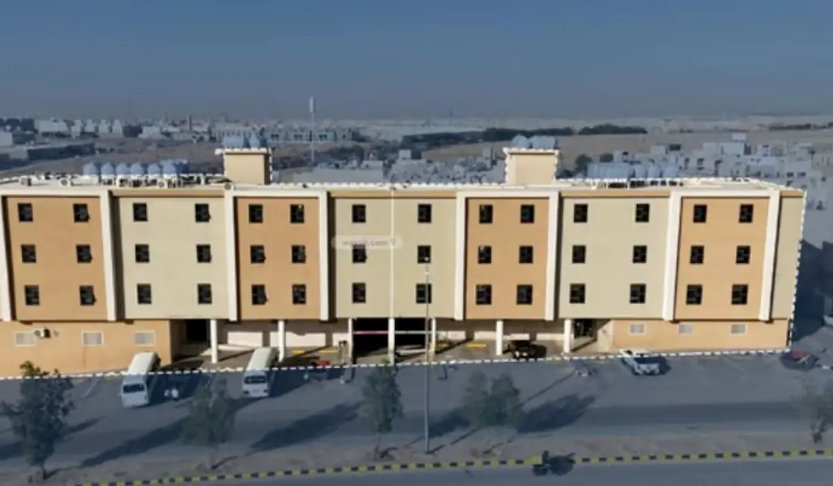 مزاد جواهر عكاظ
